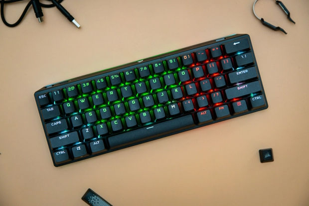 کیبورد Corsair K70 Pro Mini Wireless