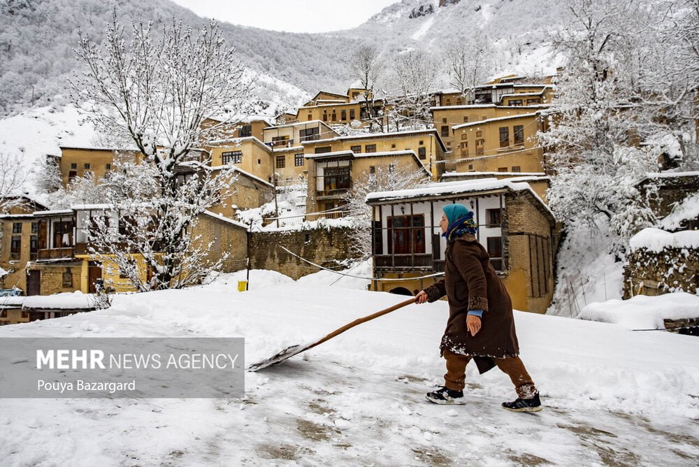 آغاز بارش برف در ماسوله و مناطق کوهستانی گیلان - خبرگزاری مهر | اخبار ایران و جهان