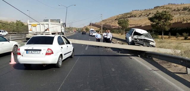 برخورد مرگبار پراید با تیربرق در بزرگراه شهید بابایی