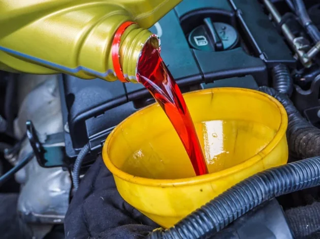 How many liters of oil does the L90 gearbox consume
