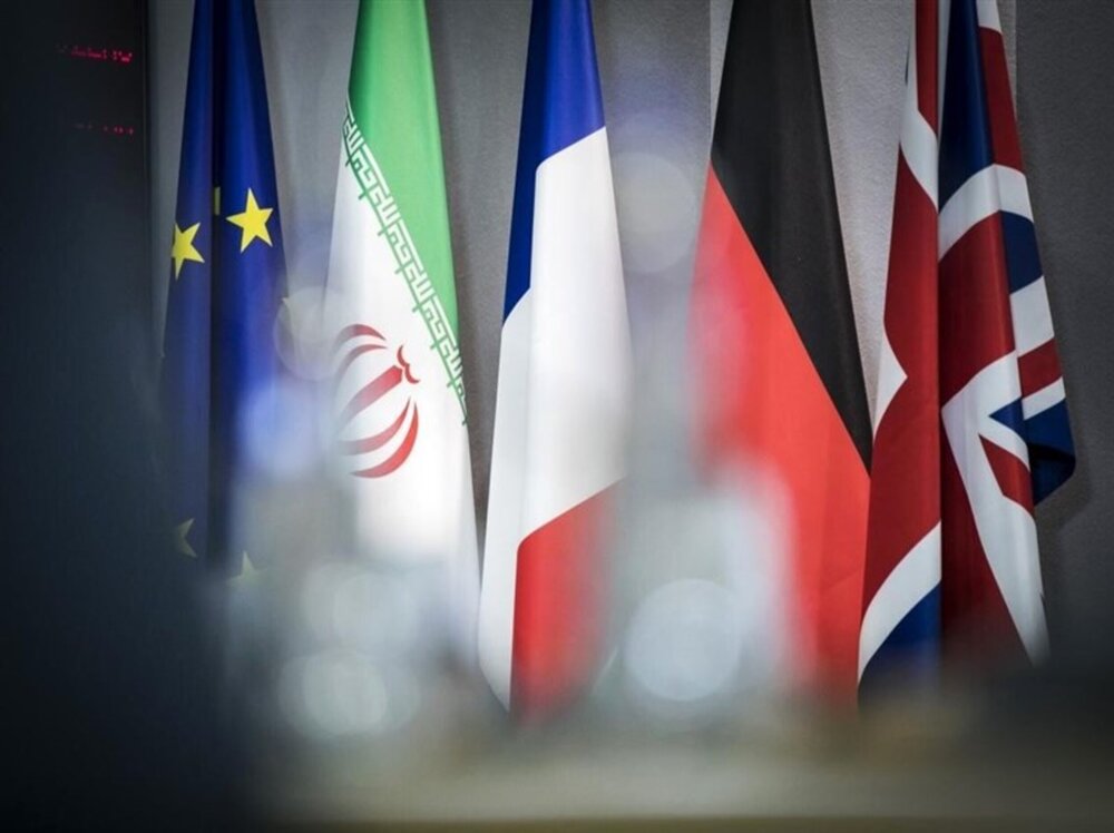 استانبول رویترز: دیپلماتهای ایران و اروپا در استانبول دیدار و گفتوگو میکنند