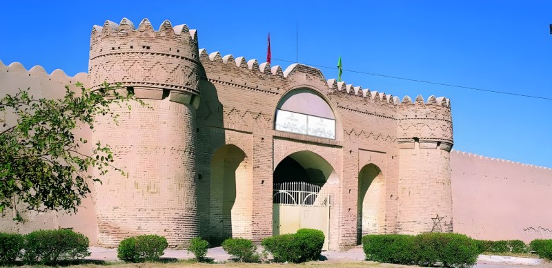 قلعه ناصری ایرانشهر: جلوه‌ ای تاریخی در قلب سیستان و بلوچستان